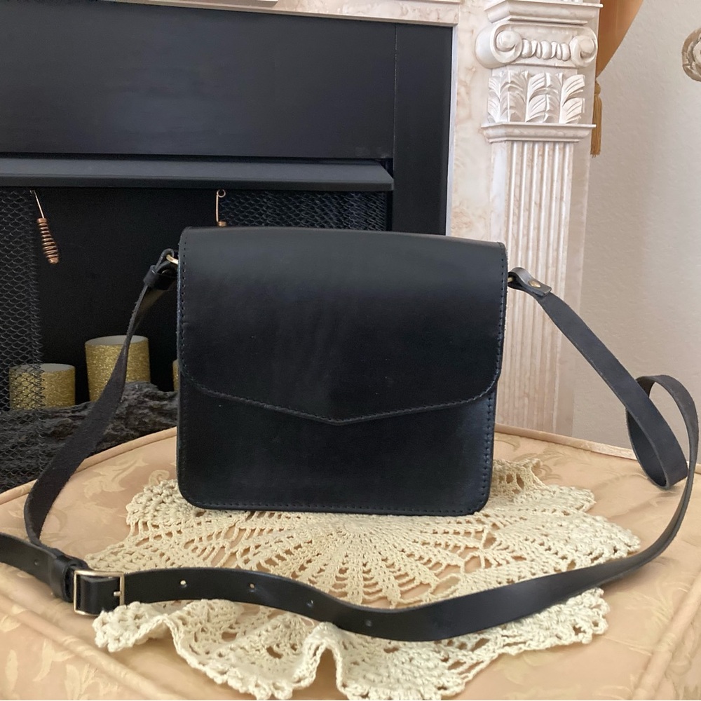 Portland Leather Black Crossbody Bag